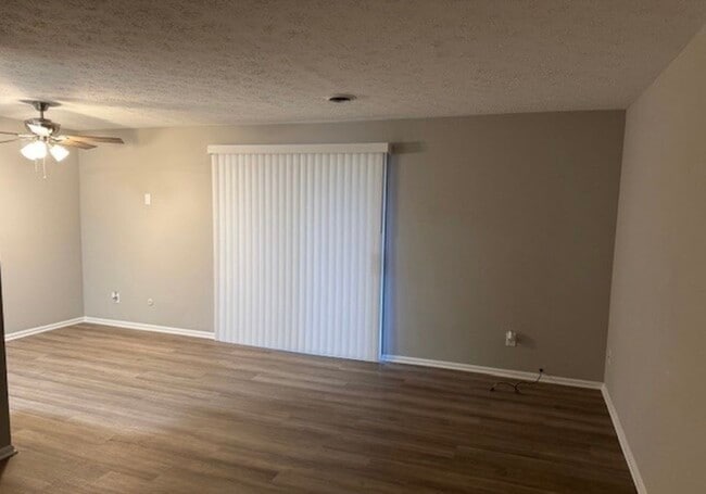 Photo - 4360 Inner Circle Dr Unidad C-15