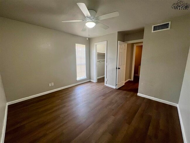 Photo - 1509 Trigg Ln