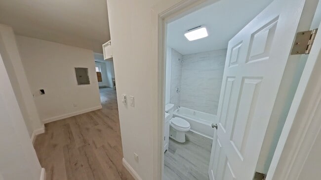 2438 N 20th St Unit 1