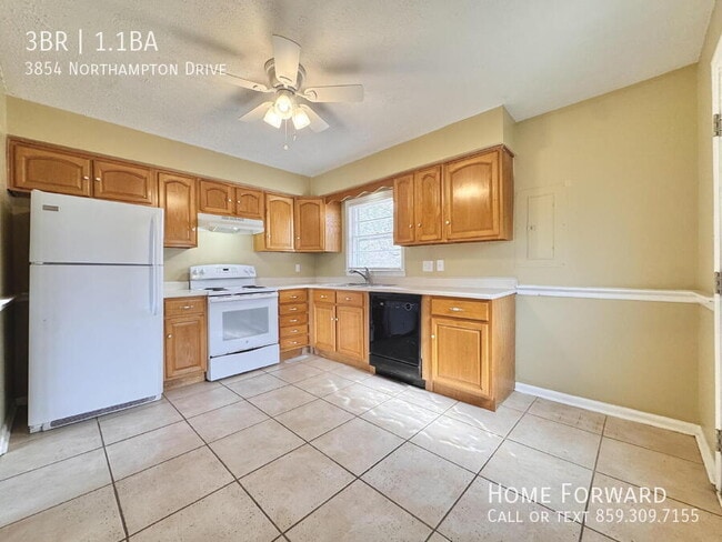 Photo - 3854 Northampton Dr