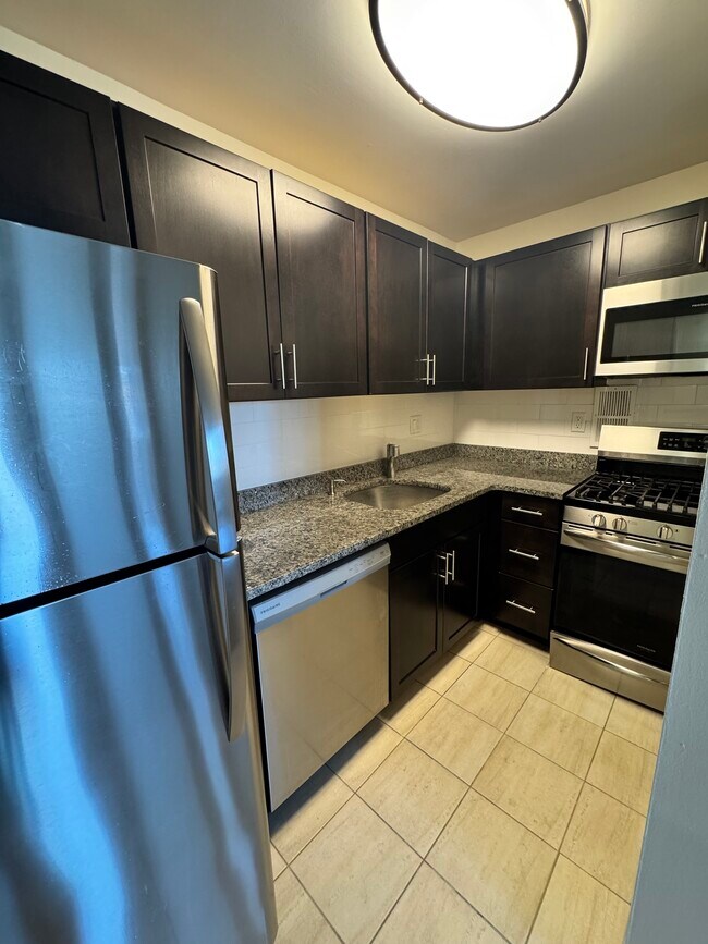 Photo - 202 Freeman St Unit 712