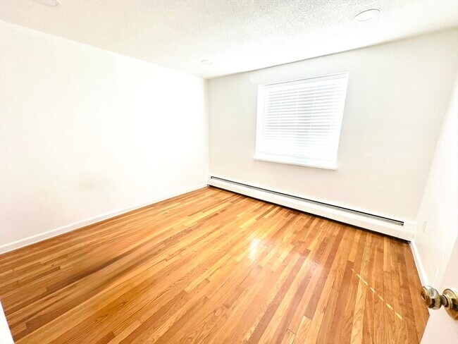 Photo - 51 Colborne Rd Unit 1