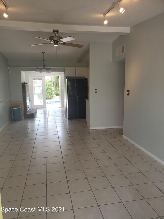 Photo - 491 3rd Ave