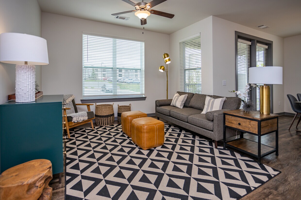 Photo - Crescent Ebenezer Apartments