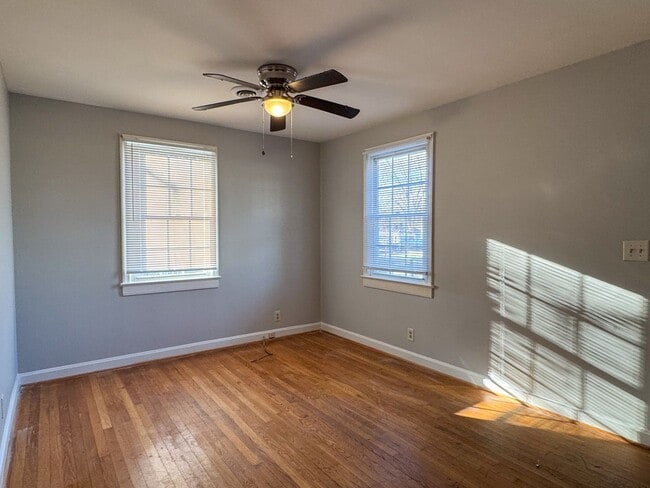 Photo - 305 Stonewall Ave