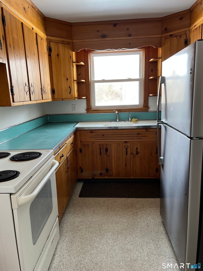 Photo - 73 Soundview Rd