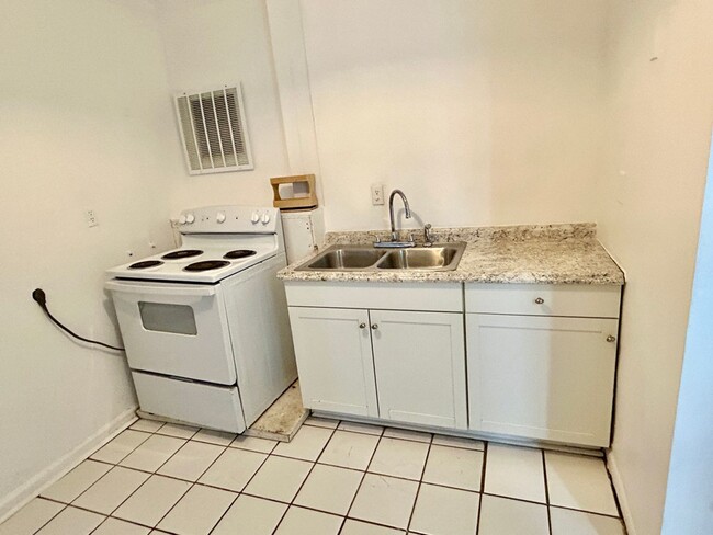 Photo - 4762 Trenton Dr Unidad 4762 Trenton Dr C