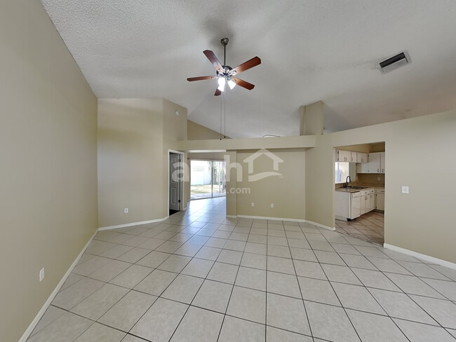 Photo - 1821 Rudder Dr