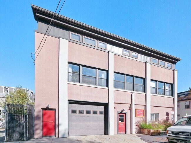Photo - 93 Harvey St Unit 3