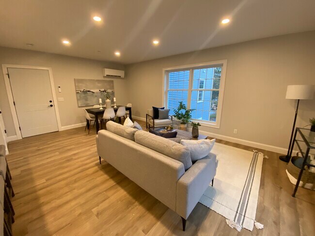 Photo - 64 Holten St Unit 64 Holten