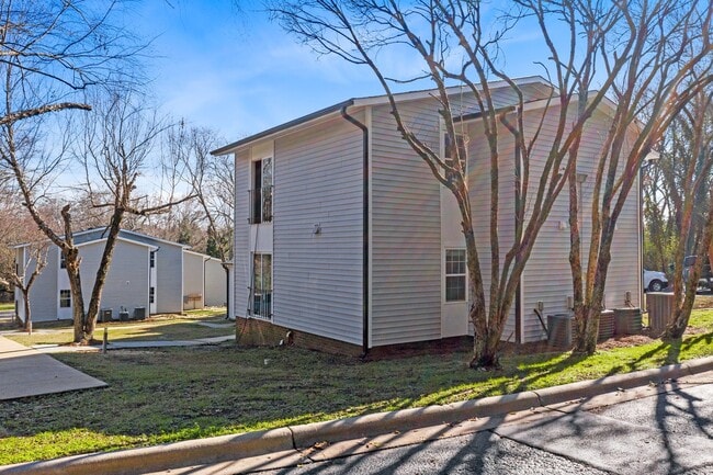 Greenway Flats Apartments