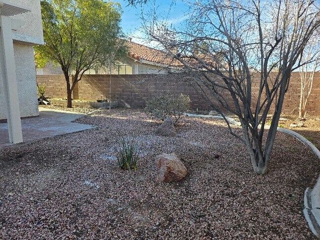 Photo - 1834 Escondido Terrace