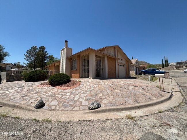 Building Photo - 3228 Mountain Ridge Dr Rental