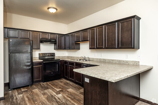 2BR, 1BA - 1,018SF - Kitchen