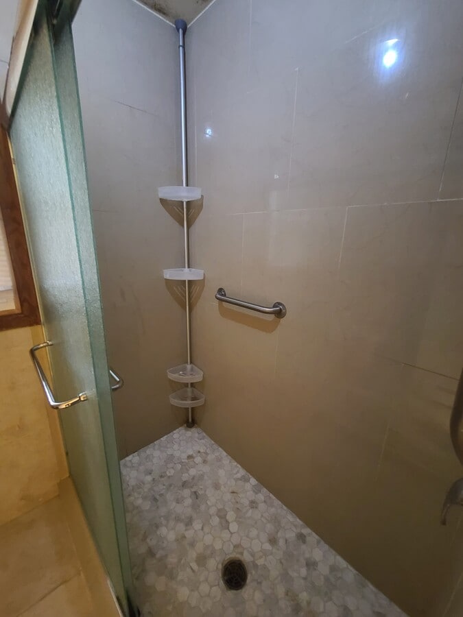 Photo - 1106 Woodland Way