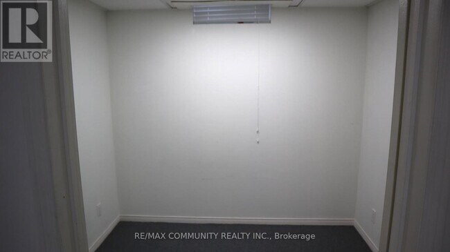 Photo - 1556 Dellbrook Ave