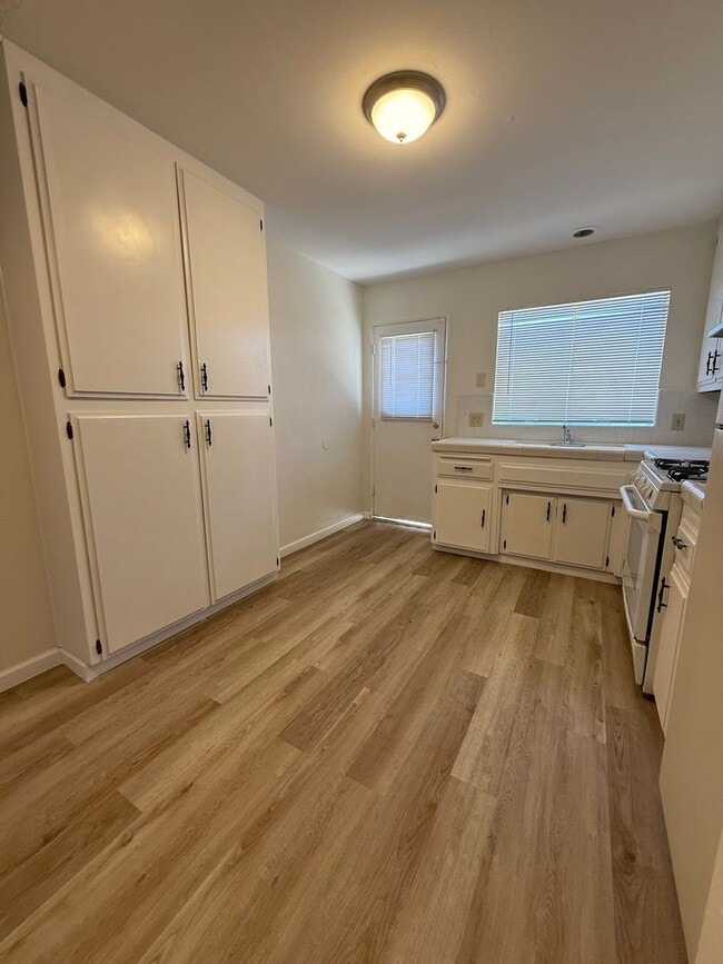 73615 Sun Valley Dr Unidad 73615 Sun Valley Dr