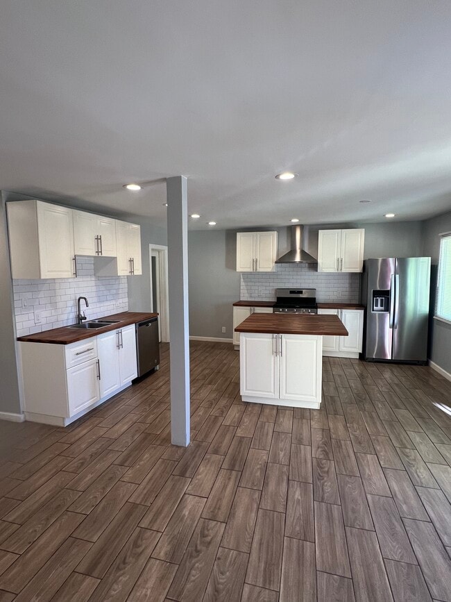 Photo - 1115 E Whitton Ave Unidad House