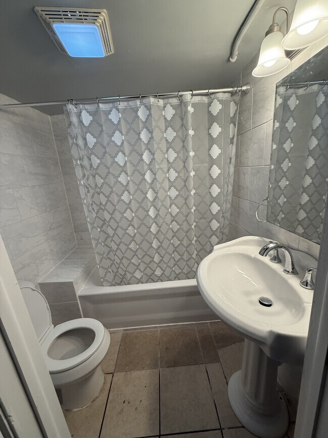 Photo - 2210 N Lockwood Ave Unit Basement