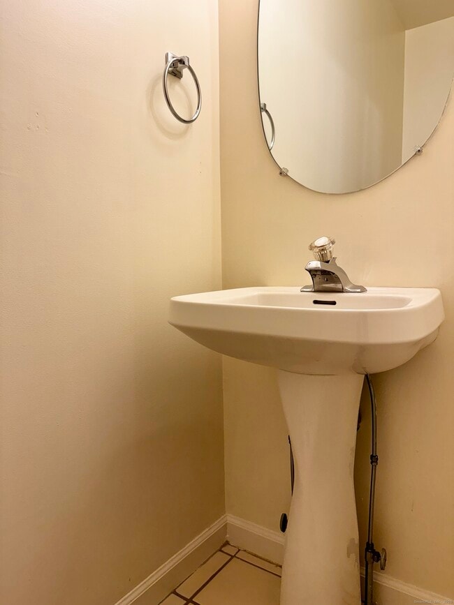 Photo - 1118 Foxboro Dr Unit 1118