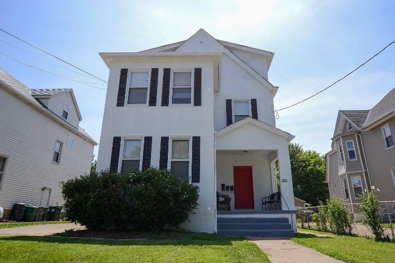 Photo - 2225 Washington Ave