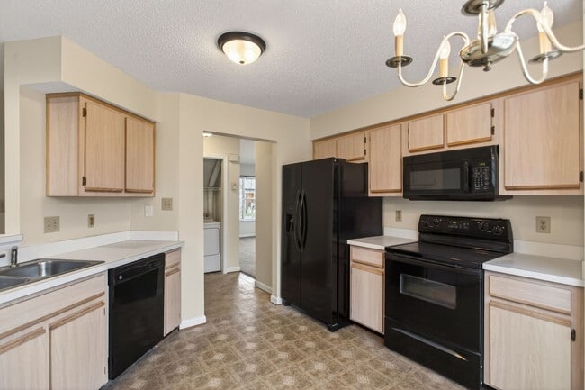 Photo - Hampton’s Westview Lakes