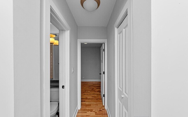 Photo - 556 W Arlington Pl Unit 212