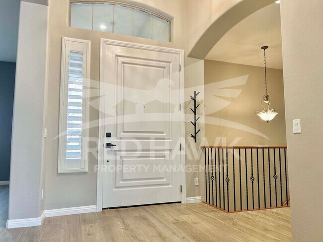 Photo - 863 W Bluebird Dr