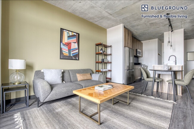 Photo - 150 N Ashland Ave Unit SI FL8-ID1053