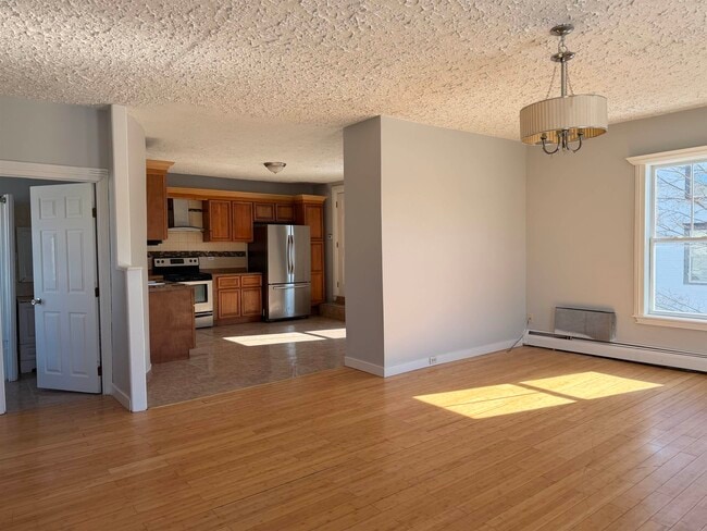 Photo - 99 Walnut St