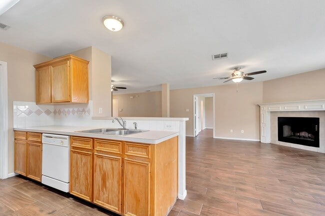 Photo - 4608 Indigo Dr