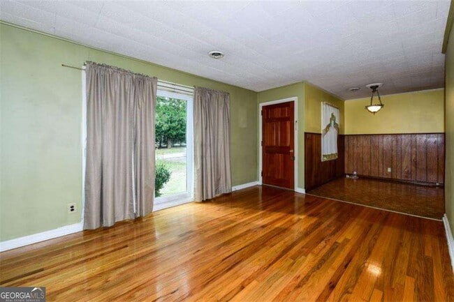 Photo - 2745 Old Concord Rd SE