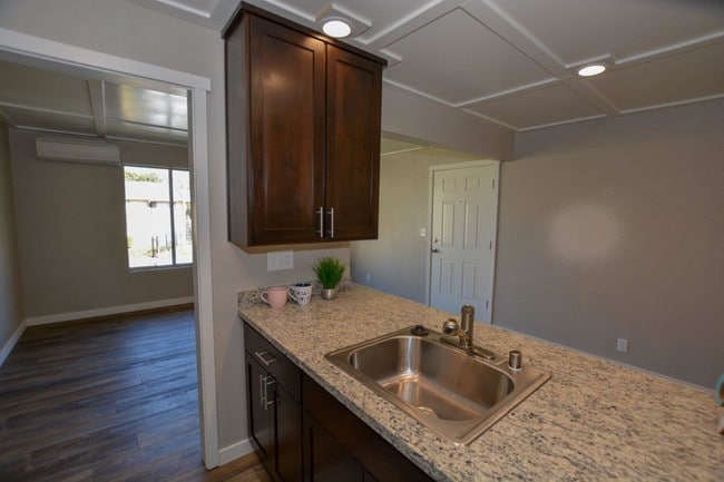 Upgraded 1 Bedroom/1 Bathroom