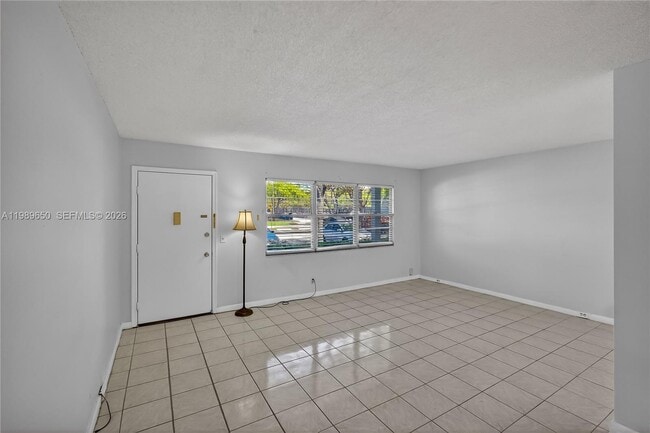 Photo - 400 SW 134th Way Unit 112F