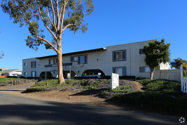 Seaside Commons - Seaside Commons Apartments