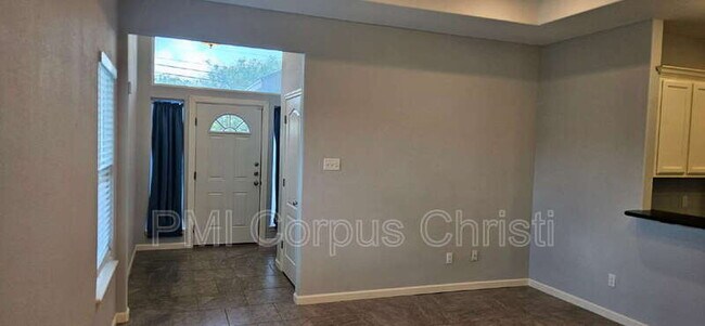 Photo - 6402 Williams Dr Unit A