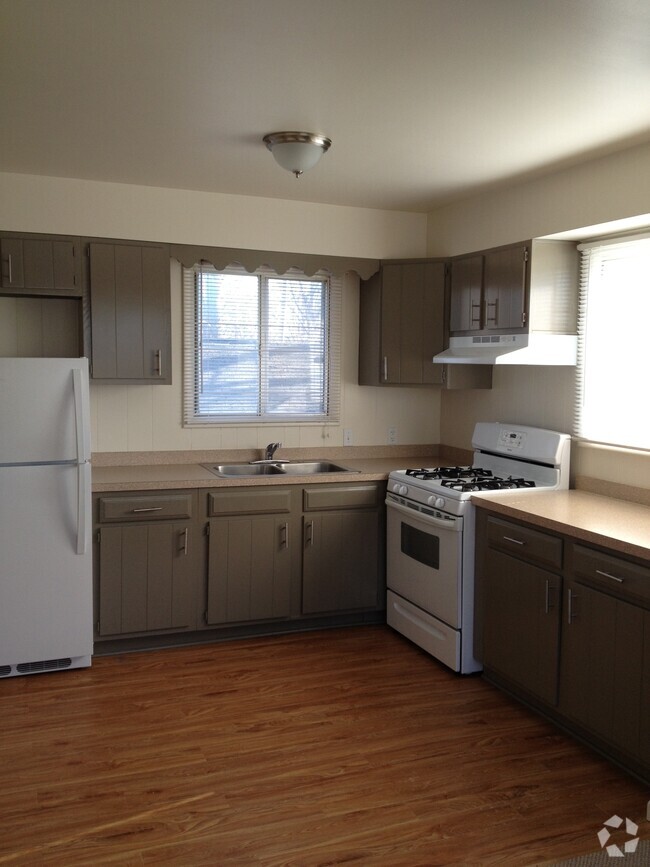 Building Photo - 308 W Upright St Unit 2 Rental