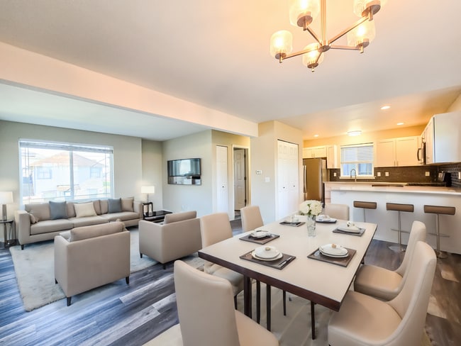 Photo - Broadway Area 3Bd/3.5Ba Townhouse!