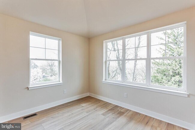 Photo - 1236 Butler Pike