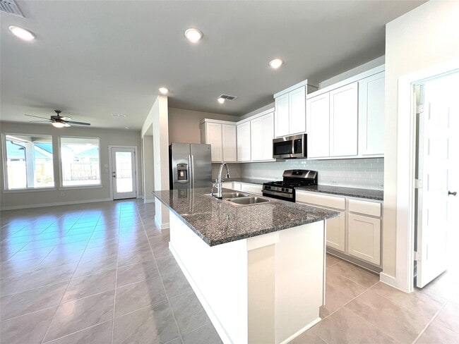 Photo - 7238 Clearwater Cv Dr