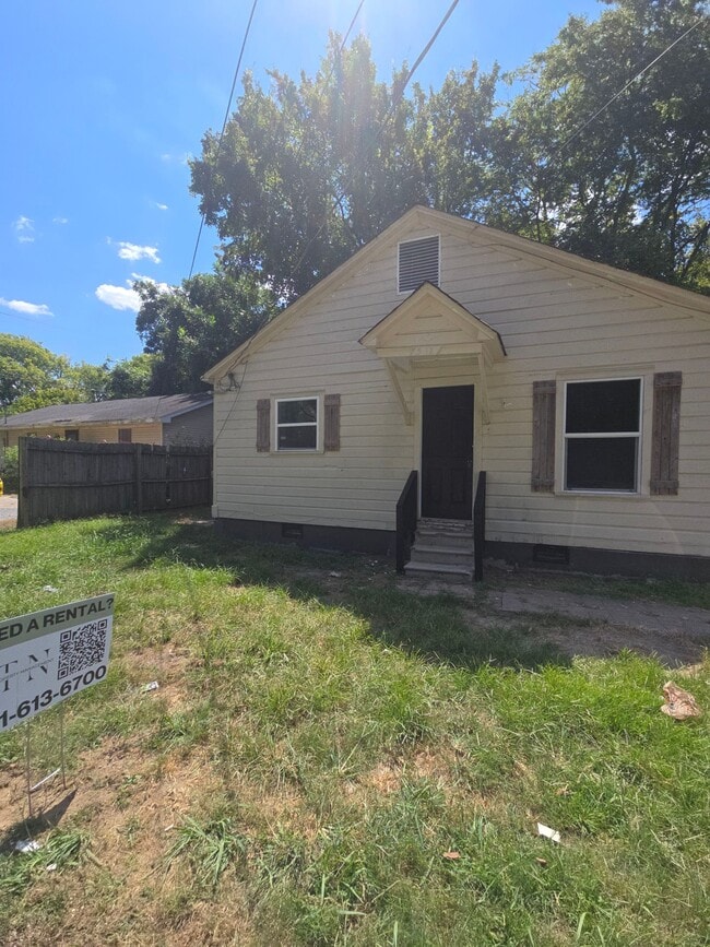 312 Carr Ave