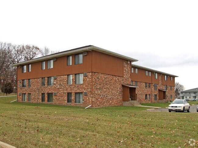 Building Photo - Indrive Apartments