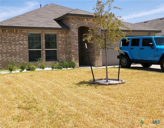 Photo - 210 Highmore Ct Casa