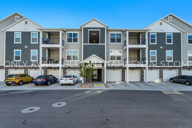 Photo - 627 N Sun Peak Dr
