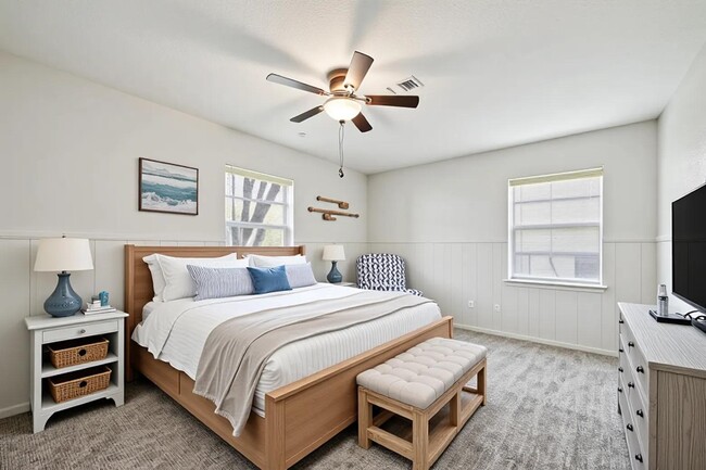 Photo - 2331 32nd Ave N