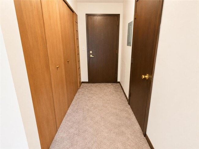 Photo - 104 Edgewood St Unit 13