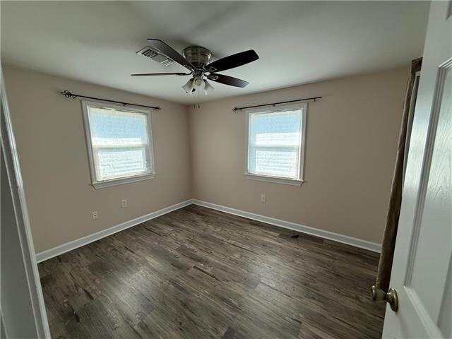 Photo - 616 Oriole St