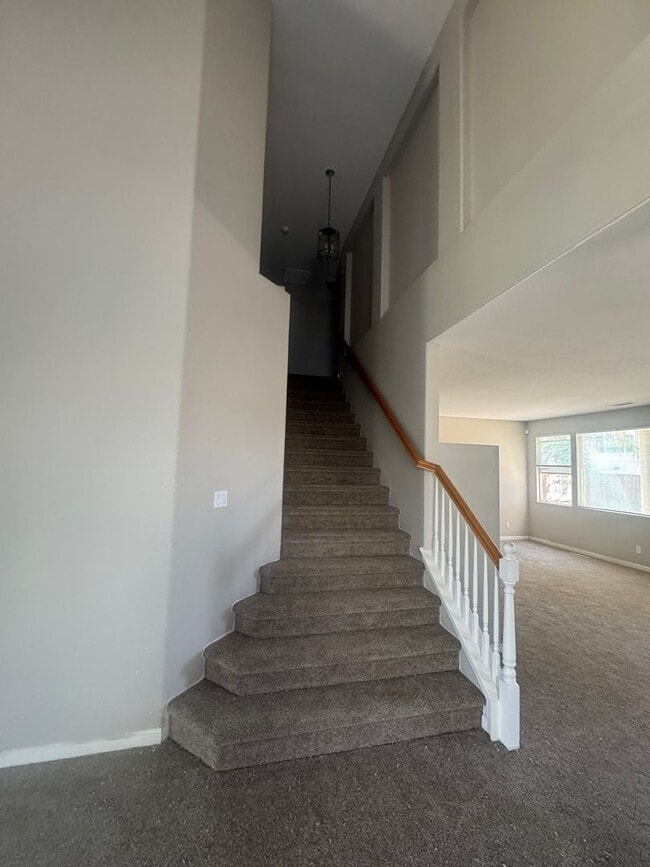 Photo - 5575 Sunview Ct