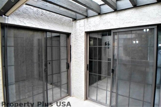 Photo - "Chic Scottsdale Retreat: Cozy 1-Bedroom Gem with Modern Comforts!" Unit 219