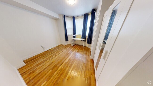 Building Photo - 287 Dorchester St Unit 2 Rental